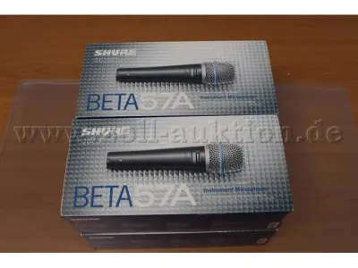 4 Mikrofone Beta 57A von Shure – kavel bij Zoll-Auktion, Aachen