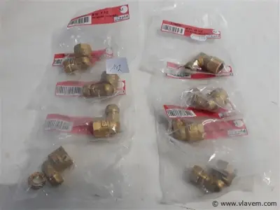 8 x Knelkoppeling bocht koper 10 mm ½ 2 assorti – kavel bij Vlavem