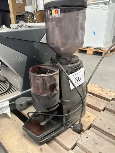 Koffiemachine Sm – kavel bij Hammertime, Horeca Auction Antwerp