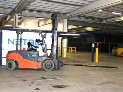 Electric Forklift Toyota 8FBMT50 – kavel bij NetBid, Sint Baafs Vijve