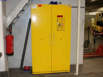 Flammable storage cabinet – kavel bij NetBid, Sint Baafs Vijve