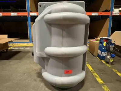 Vertical Polyethylene Chemical Storage Tank – kavel bij NetBid, Sint Baafs Vijve
