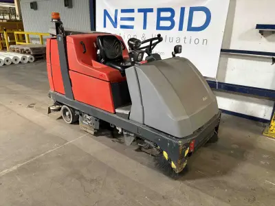 Industrial ride-on floor scrubber/dryer Hako Hakomatic B1100 – kavel bij NetBid, Sint Baafs Vijve