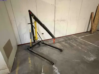 Hydraulic engine hoist Rema BTS – kavel bij NetBid, Sint Baafs Vijve