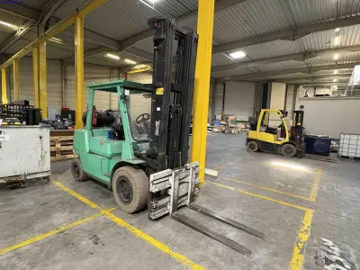 LPG counterbalance forklift truck Mitsubishi FG40K – kavel bij NetBid, Sint Baafs Vijve