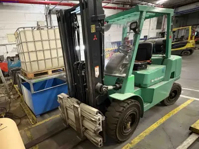 LPG counterbalance forklift truck Mitsubishi FG40K2 – kavel bij NetBid, Sint Baafs Vijve