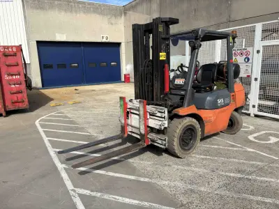 LPG counterbalance forklift truck Toyota 02-7FGF30 – kavel bij NetBid, Sint Baafs Vijve