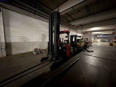 Battery Electric Reach Truck Toyota BT RREQ250 – kavel bij NetBid, Sint Baafs Vijve
