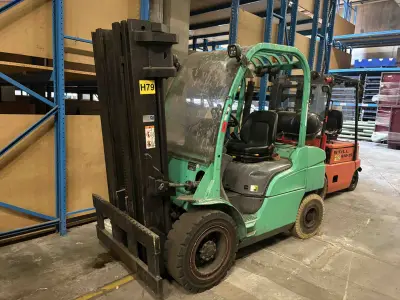LPG Counterbalance Forklift Truck Mitsubishi FG30N – kavel bij NetBid, Sint Baafs Vijve