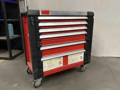 7 drawer mobile tool box Facom – kavel bij NetBid, Roterijstraat 205-8793 Waregem