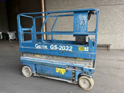 Scissor lift access platform Genie GS-2032 – kavel bij NetBid, Roterijstraat 205-8793 Waregem