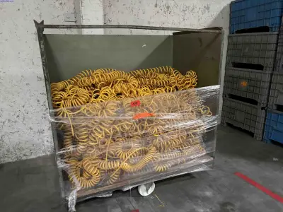 1 Set Pneumatic hoses – kavel bij NetBid, Roterijstraat 205-8793 Waregem