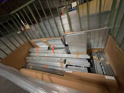 Galvanised modular/light-duty shelving – kavel bij NetBid, Roterijstraat 205-8793 Waregem