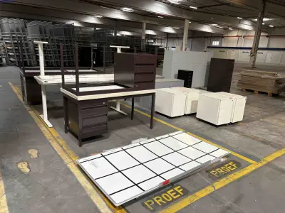 1 Set Office furniture – kavel bij NetBid, Roterijstraat 205-8793 Waregem