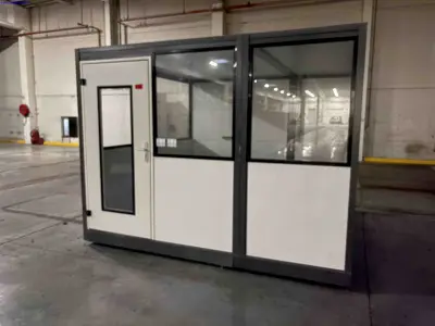 Free standing site office container unit – kavel bij NetBid, Roterijstraat 205-8793 Waregem