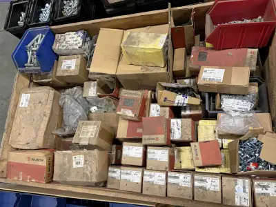 Mixed metric nuts and bolts – kavel bij NetBid, Roterijstraat 205-8793 Waregem