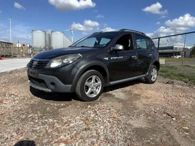Dacia Sandero, 2010 – kavel bij Hammertime, Overnamewagens: Gent