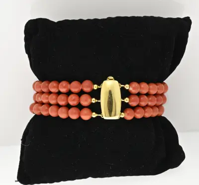 Bloedkoralen armband – kavel bij Twents Veilinghuis