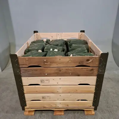 Partij jerrycans – kavel bij Domeinen Roerende Zaken, Groningen