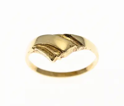 Gouden fantasiering, Finse stijl – kavel bij Twents Veilinghuis