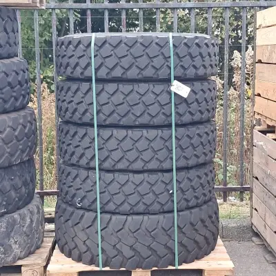5x Vrachtwagenband, O.a Michelin, o.a XZL – kavel bij Domeinen Roerende Zaken, Groningen