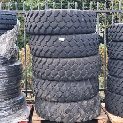 5x Vrachtwagenband, O.a Michelin, o.a XZL – kavel bij Domeinen Roerende Zaken, Groningen