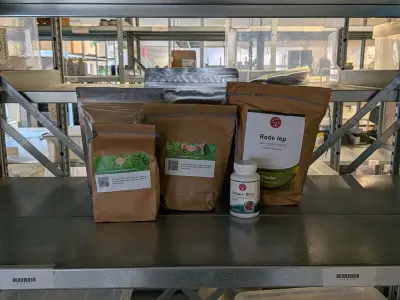 Diverse gedroogde poeders & capsules, O.a. Vitanics, Purason – kavel bij Onlineveilingmeester, Groningen