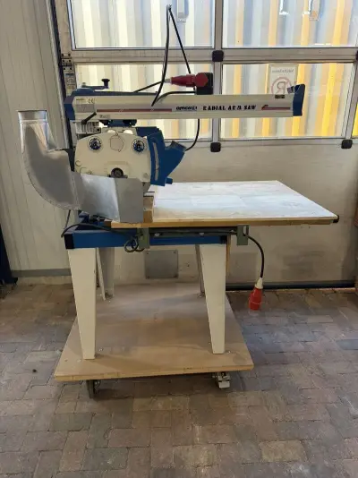 Radiaalzaagmachine, OMGa, RN 700 Ø350, blauw/wit/grijs, 2004, 400 V krachtstroom | 2,9 kW | werktafel – kavel bij Onlineveilingmeester, Hoogeveen