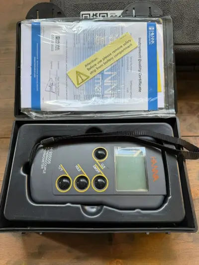 Digitale thermometer met koffer, Hanna Instruments, HI 935005, grijs, incl. documenten – kavel bij Onlineveilingmeester, Hoogeveen