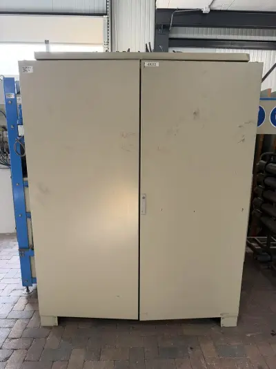 Elektrische verdeelkast, Hager, FG26W / 634503, grijs/wit, 2000, met automaten en 400A hoofdschakelaar – kavel bij Onlineveilingmeester, Hoogeveen