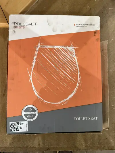 Toiletzitting met deksel, Pressalit, Seats, wit, met doos – kavel bij Onlineveilingmeester, Hoogeveen