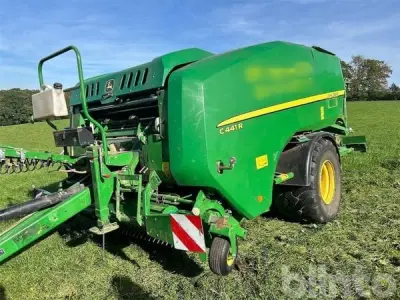 Press-Wickel-Kombination John Deere C441 R (2020) – kavel bij Blinto, Bergisch Gladbach