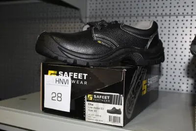 Veiligheidsschoen SWEET FOOTWEAR Elba model S3 maat 40 – kavel bij HNVI, Loon op Zand