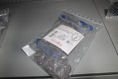 Uitbeenhandschoen NIROFLEX Easyfit maat L . Nieuw – kavel bij HNVI, Loon op Zand