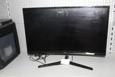 Curved beeldscherm 27 inch SAMSUNG S27C366EAU. Krasje in scherm – kavel bij HNVI, Loon op Zand