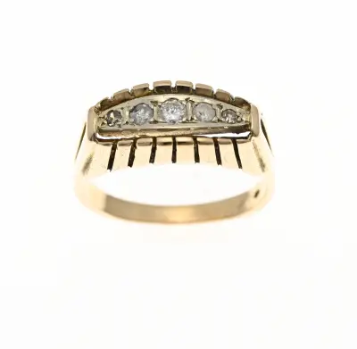 Gouden ring met diamanten – kavel bij Twents Veilinghuis