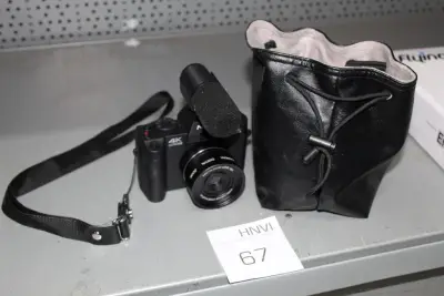 Digitale camera NBO 4k ULTRA HD met opbergtasje, 32 GB micro sd kaart en twee accu's – kavel bij HNVI, Loon op Zand