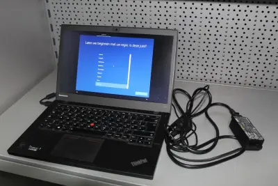 Laptop Lenovo THINKPAD T440S. 128 GB HDD. 8 GB RAM. Intel Core i5-4300u CPU@1,90 HGZ. QWERTZ toetsenbord – kavel bij HNVI, Loon op Zand