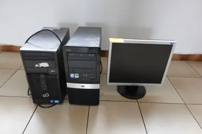 2x Computer + 1x scherm – kavel bij Openbare Verkopen, Lochristi