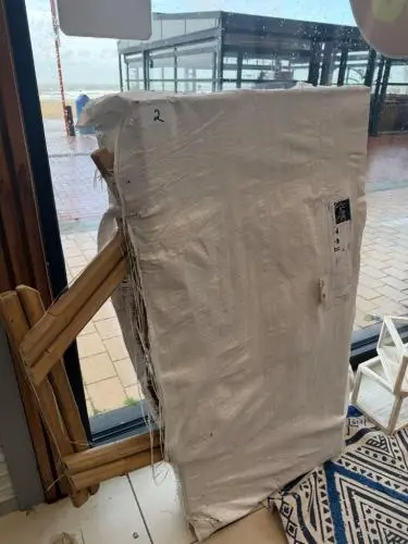 J – Line - Bamboe picnicktafel met geïntegreerde banken (in verpakking ) – kavel bij Openbare Verkopen, Blankenberge