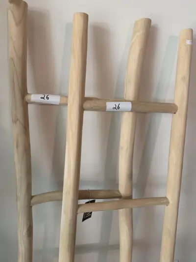 Set van 2 decoratieve houten ladders ( 2 stuks) HSM – kavel bij Openbare Verkopen, Blankenberge
