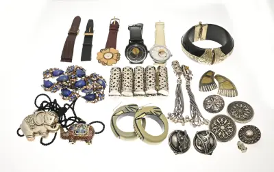 Lot sieraden en horloges – kavel bij Twents Veilinghuis