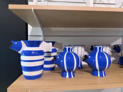 9 stuks vissenvaasjes J-Line blauw/wit | theelichtjes 6 stuks | 2 bloempotten – kavel bij Openbare Verkopen, Blankenberge