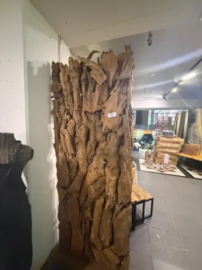 tussenwand in hout J-Line – kavel bij Openbare Verkopen, Blankenberge