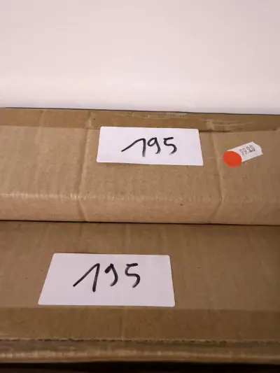 grote industriele klok 2x Simla 105x6x105cm – kavel bij Openbare Verkopen, Blankenberge