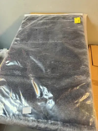 Simla badmat fake fur donker grijs doos van 24 stuk – kavel bij Openbare Verkopen, Blankenberge