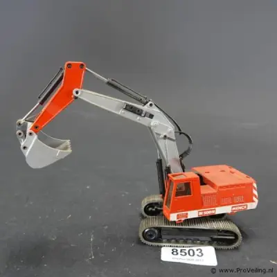 Menck M 500 H hydraulische graafmachine (bakgraafmachine) gemaakt door het merk Siku – kavel bij ProVeiling, Wageningen