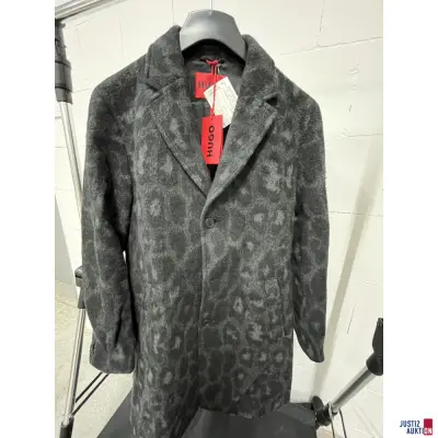 V40/26 HUGO Boss Wollmantel Herren Gr. 48 – kavel bij Justiz-Auktion, Frankfurt am Main