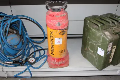 Drukvat FERROX 10 liter – kavel bij HNVI, Loon op Zand