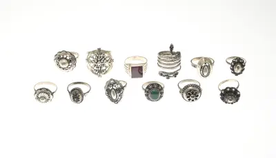 Lot met 12 zilveren ringen – kavel bij Twents Veilinghuis